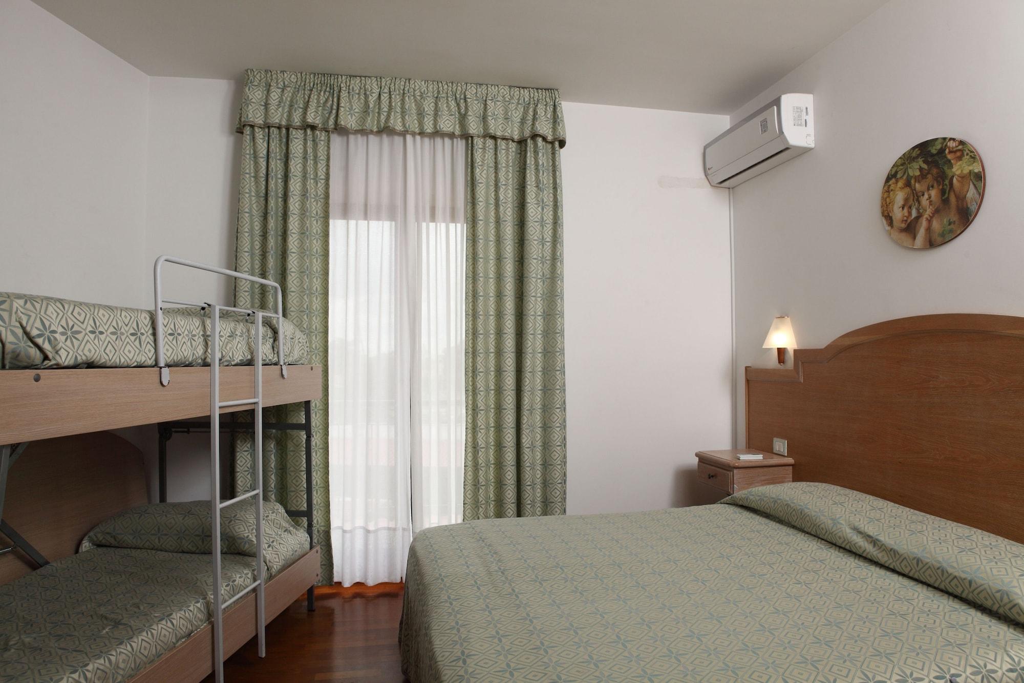 Hotel Donatello อัลเบโรเบลโล ภายนอก รูปภาพ