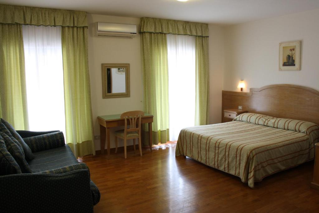 Hotel Donatello อัลเบโรเบลโล ห้อง รูปภาพ